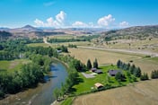 Lodge on the Boulder River | Sleeps 10