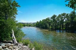 Boulder River Cabin | Riverfront | Sleeps 4 - Image 3