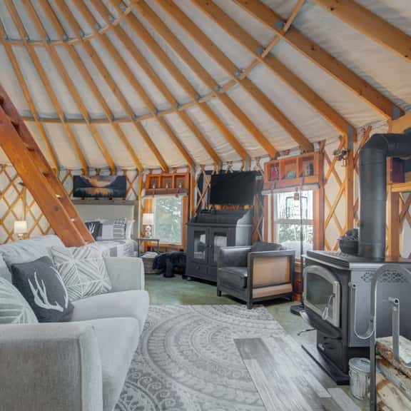 Unique 2Bds/1Bath Yurt | Kitchen, Wifi, Views! - Image 1